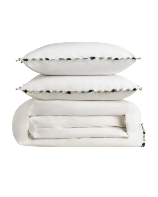 Pillowcase and Duvet Cover Set with Tassels